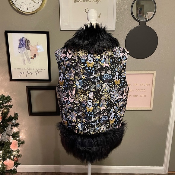 Sui by Anna Sui Colorful Tapestry Fur Vest L - Picture 5 of 17